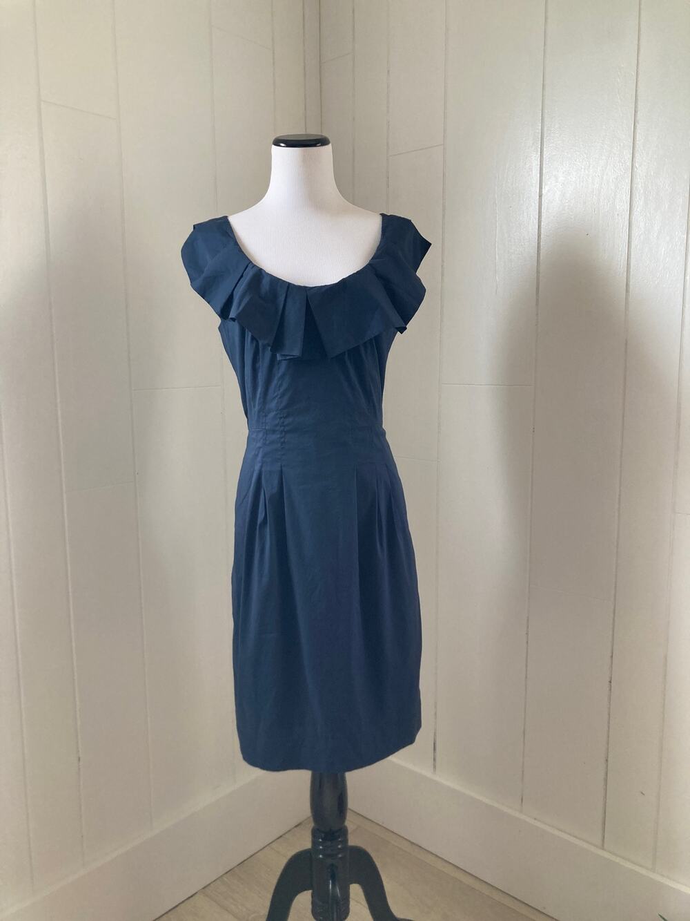 BCBGMAXAZRIA Navy Blue Sheath Dress, Size 6